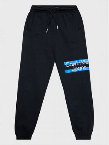 Calvin Klein Jeans Teplákové kalhoty Maxi Block Logo IB0IB01591 Černá Regular Fit