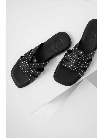 Pantofle Answear Lab X limitovaná kolekce SISTERHOOD dámské černá barva