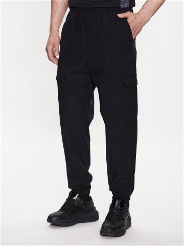 Calvin Klein Jeans Teplákové kalhoty J30J323498 Černá Regular Fit