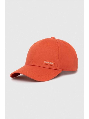Bavlněná baseballová čepice Calvin Klein oranžová barva s aplikací