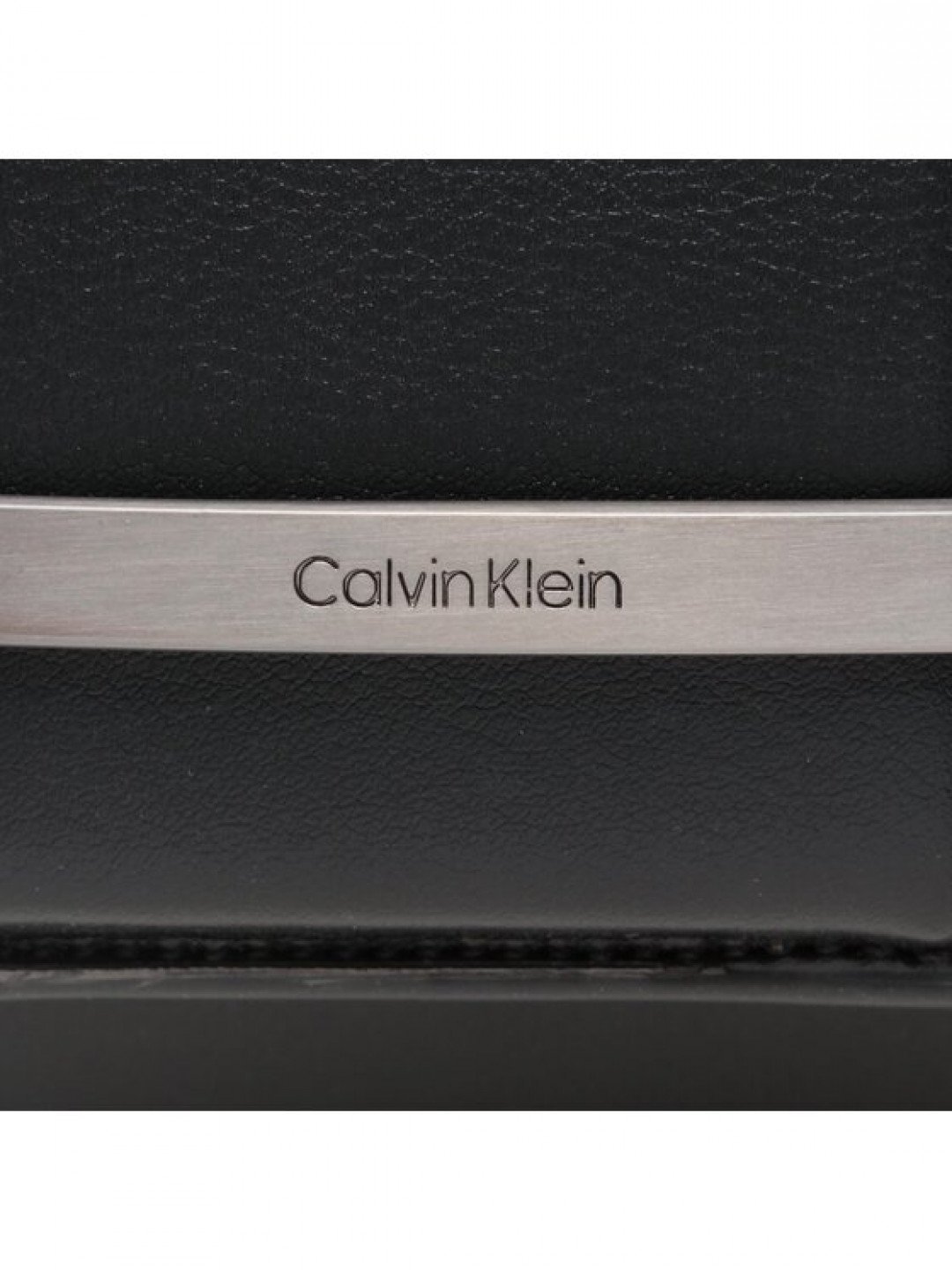 Calvin Klein Kabelka Bar Hardware Crossbody K60K610732 Černá