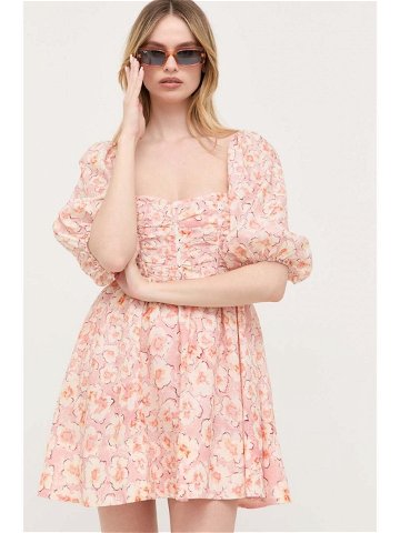 Šaty Bardot růžová barva mini
