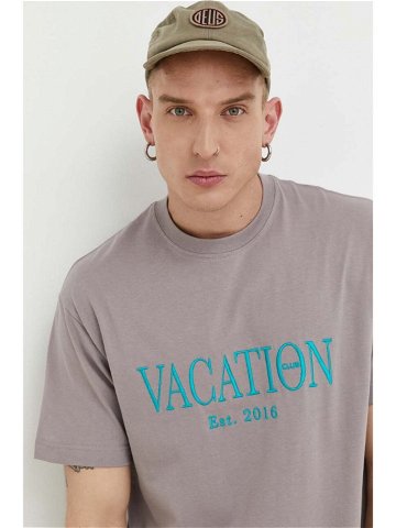 Bavlněné tričko On Vacation béžová barva s aplikací