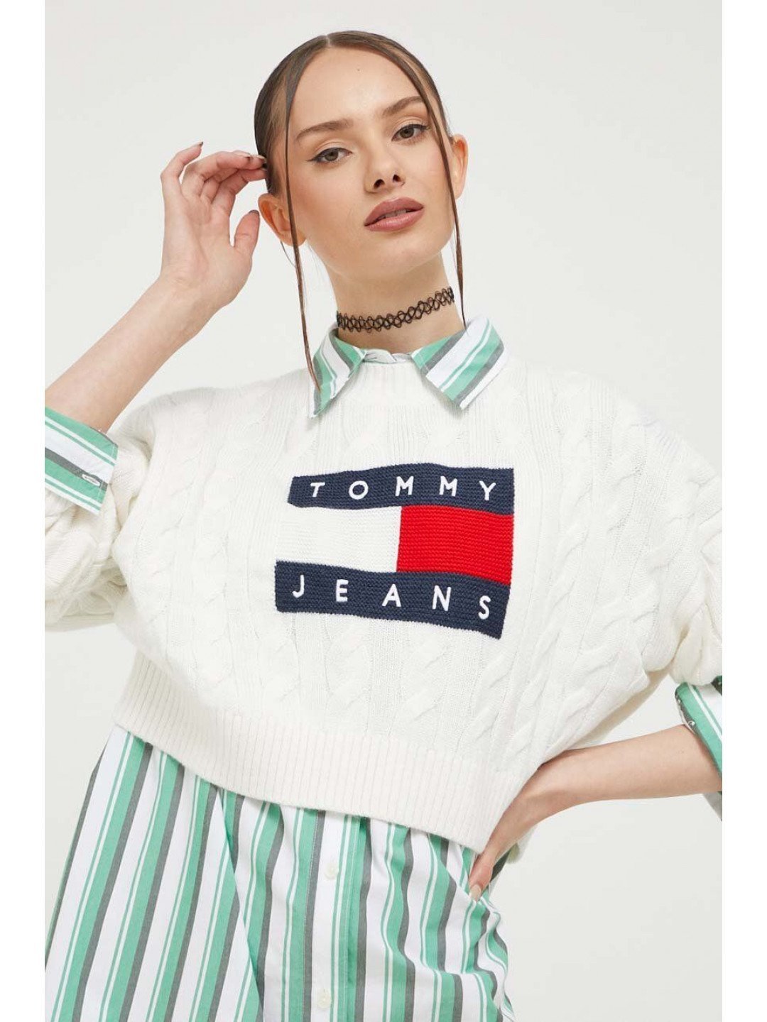 Svetr Tommy Jeans dámský bílá barva lehký