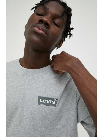 Bavlněné tričko Levi s šedá barva s potiskem