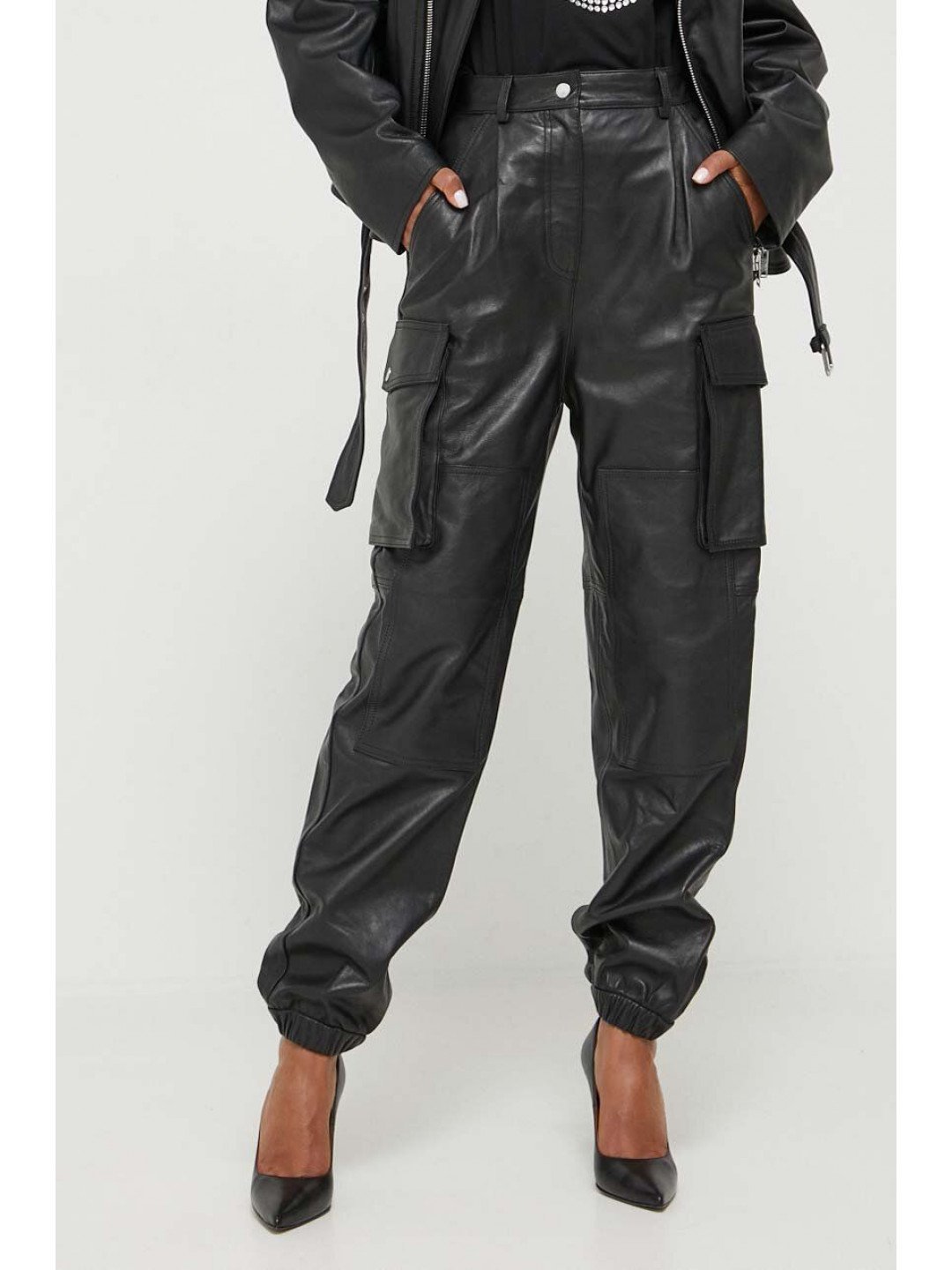 Kožené kalhoty Moschino Jeans dámské černá barva kapsáče high waist