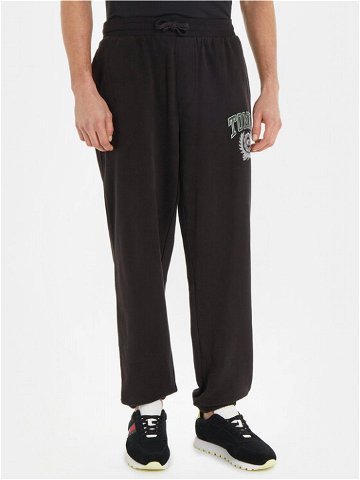 Tommy Jeans Teplákové kalhoty College Graphic DM0DM16772 Černá Relaxed Fit