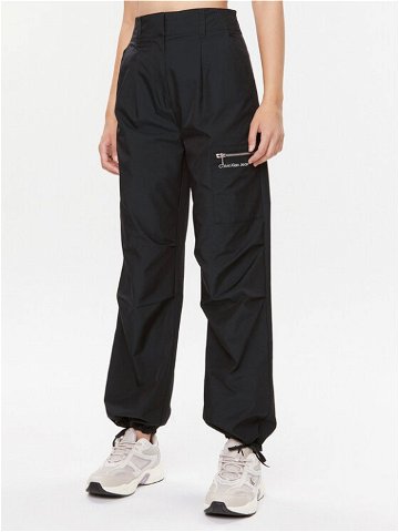 Calvin Klein Jeans Kalhoty z materiálu J20J221859 Černá Regular Fit