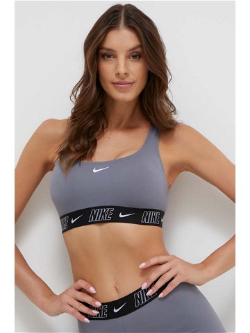 Plavková podprsenka Nike Logo Tape šedá barva mírně vyztužený košík