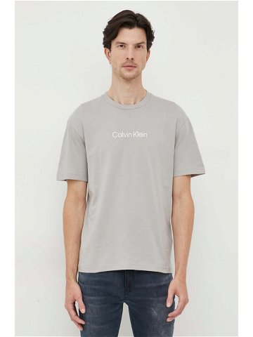 Bavlněné tričko Calvin Klein šedá barva