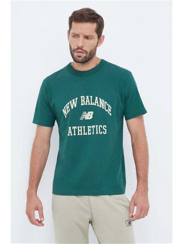 Bavlněné tričko New Balance zelená barva s potiskem