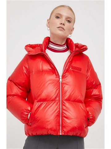 Péřová bunda Tommy Hilfiger dámská červená barva zimní