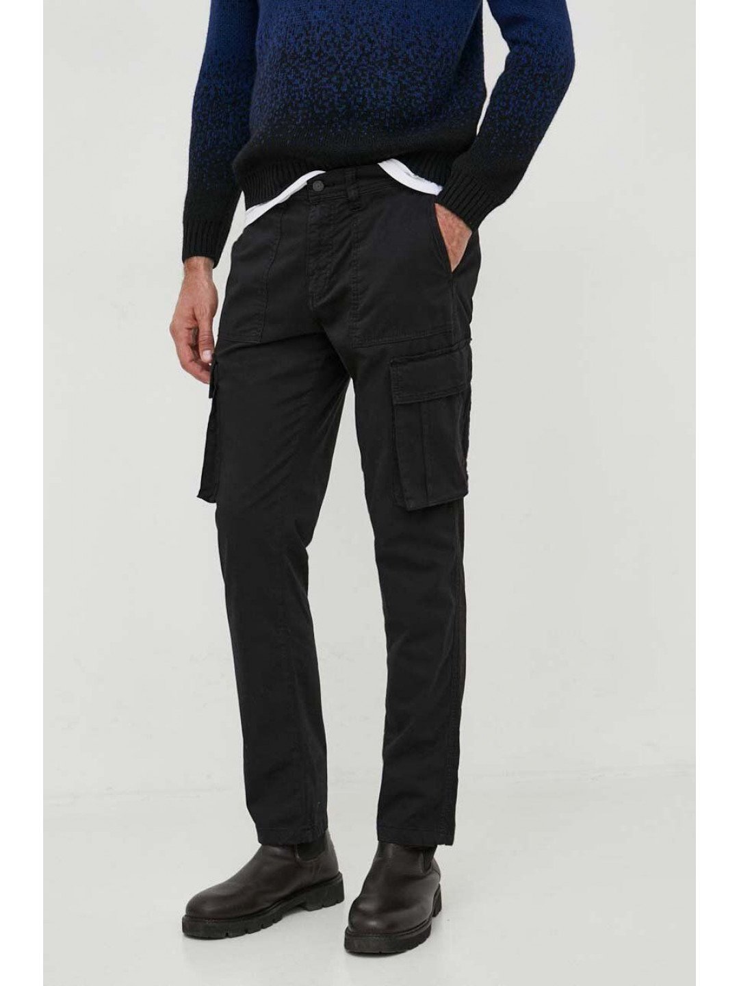 Kalhoty Sisley pánské černá barva ve střihu cargo