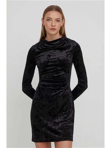 Šaty Superdry černá barva mini