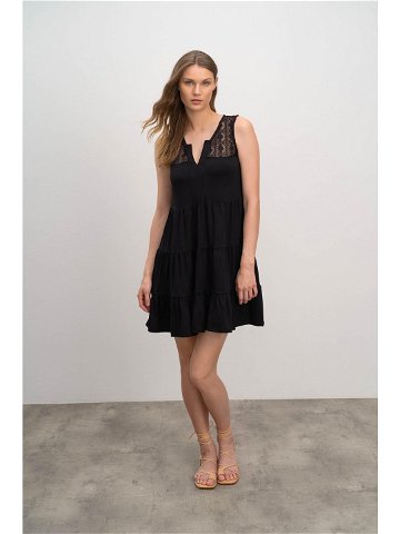 Dámské šaty model 17647123 – Vamp Velikost L Barvy černá