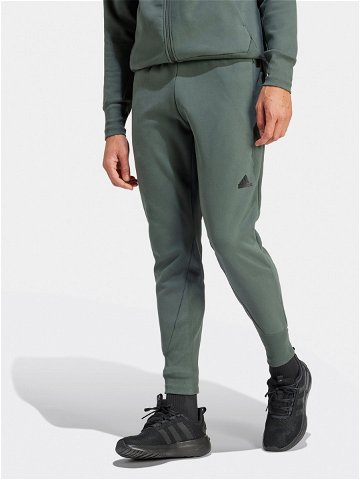 Adidas Teplákové kalhoty Z N E Winterized IR5244 Zelená Regular Fit