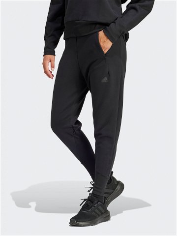 Adidas Teplákové kalhoty Z N E Winterized IN9476 Černá Regular Fit