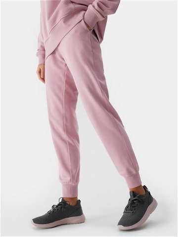 4F Teplákové kalhoty 4FWSS24TTROF606 Růžová Regular Fit