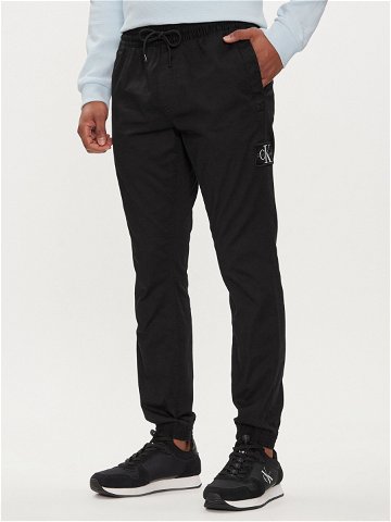 Calvin Klein Jeans Joggers kalhoty Badge J30J325114 Černá Skinny Fit