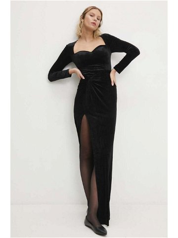 Velurové šaty Answear Lab černá barva maxi
