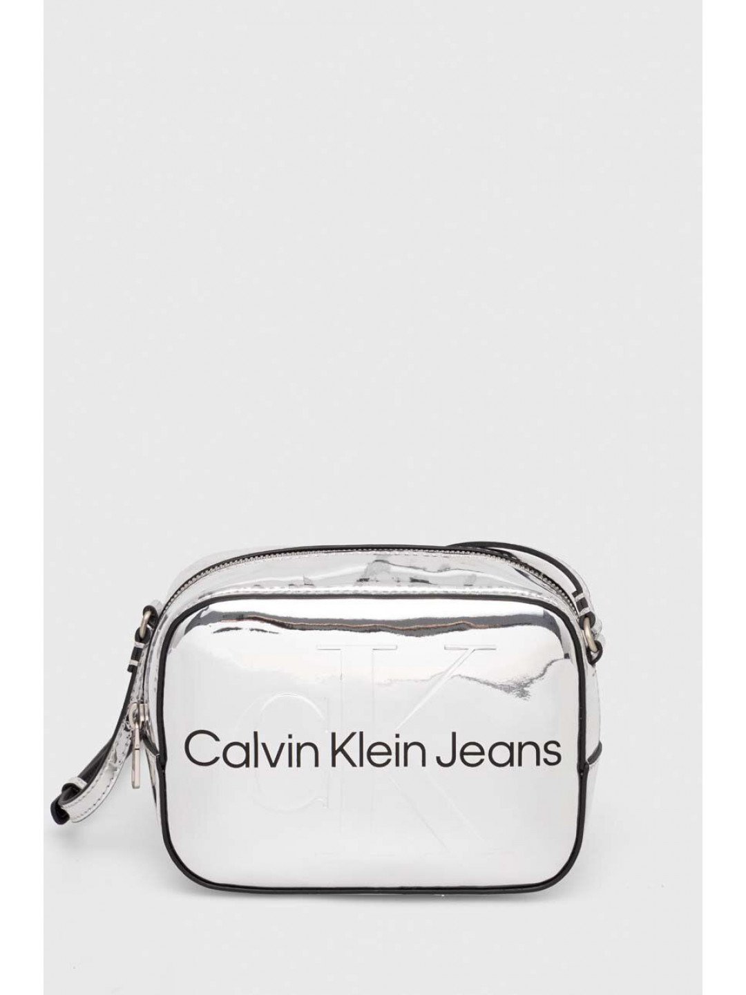 Kabelka Calvin Klein Jeans stříbrná barva K60K611858