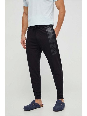 Bavlněné kalhoty BOSS černá barva s potiskem