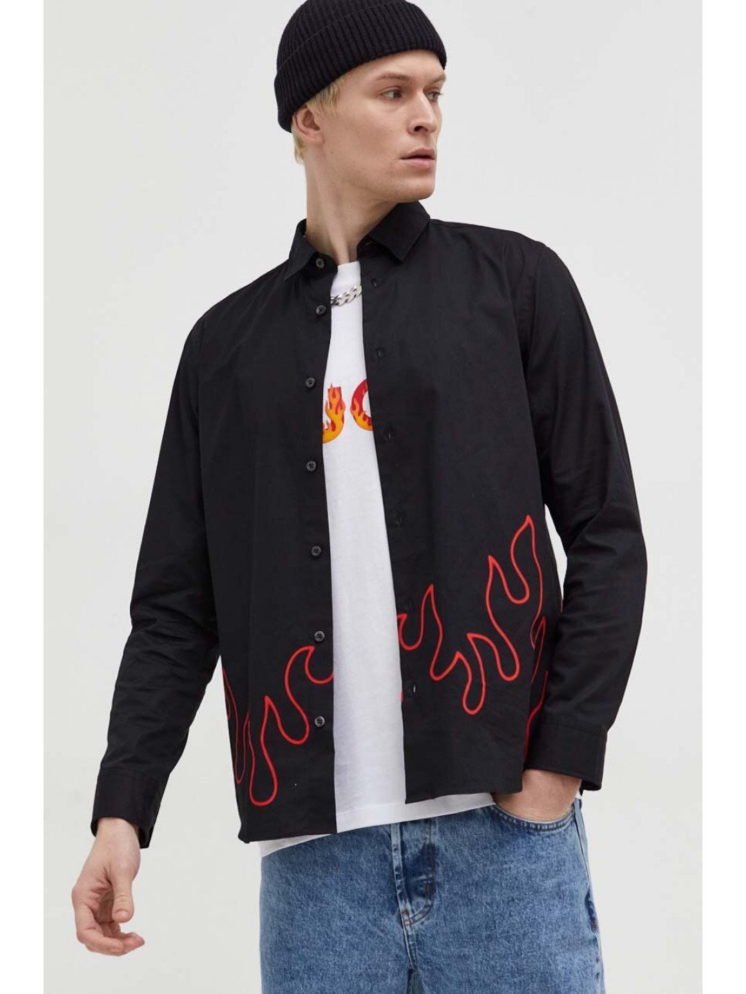 Košile HUGO pánská černá barva regular s klasickým límcem 50508613
