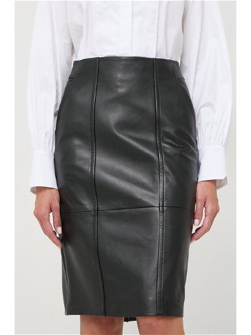 Kožená sukně BOSS černá barva midi 50505502