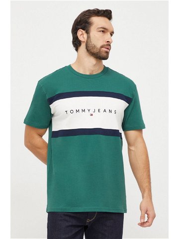 Bavlněné tričko Tommy Jeans zelená barva DM0DM18427