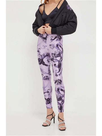 Legíny Versace Jeans Couture dámské fialová barva vzorované 76HAC101 JS292