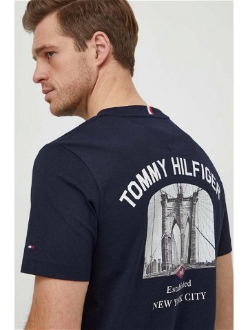 Bavlněné tričko Tommy Hilfiger tmavomodrá barva s potiskem MW0MW33697