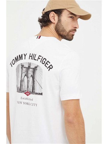 Bavlněné tričko Tommy Hilfiger bílá barva s potiskem MW0MW33697