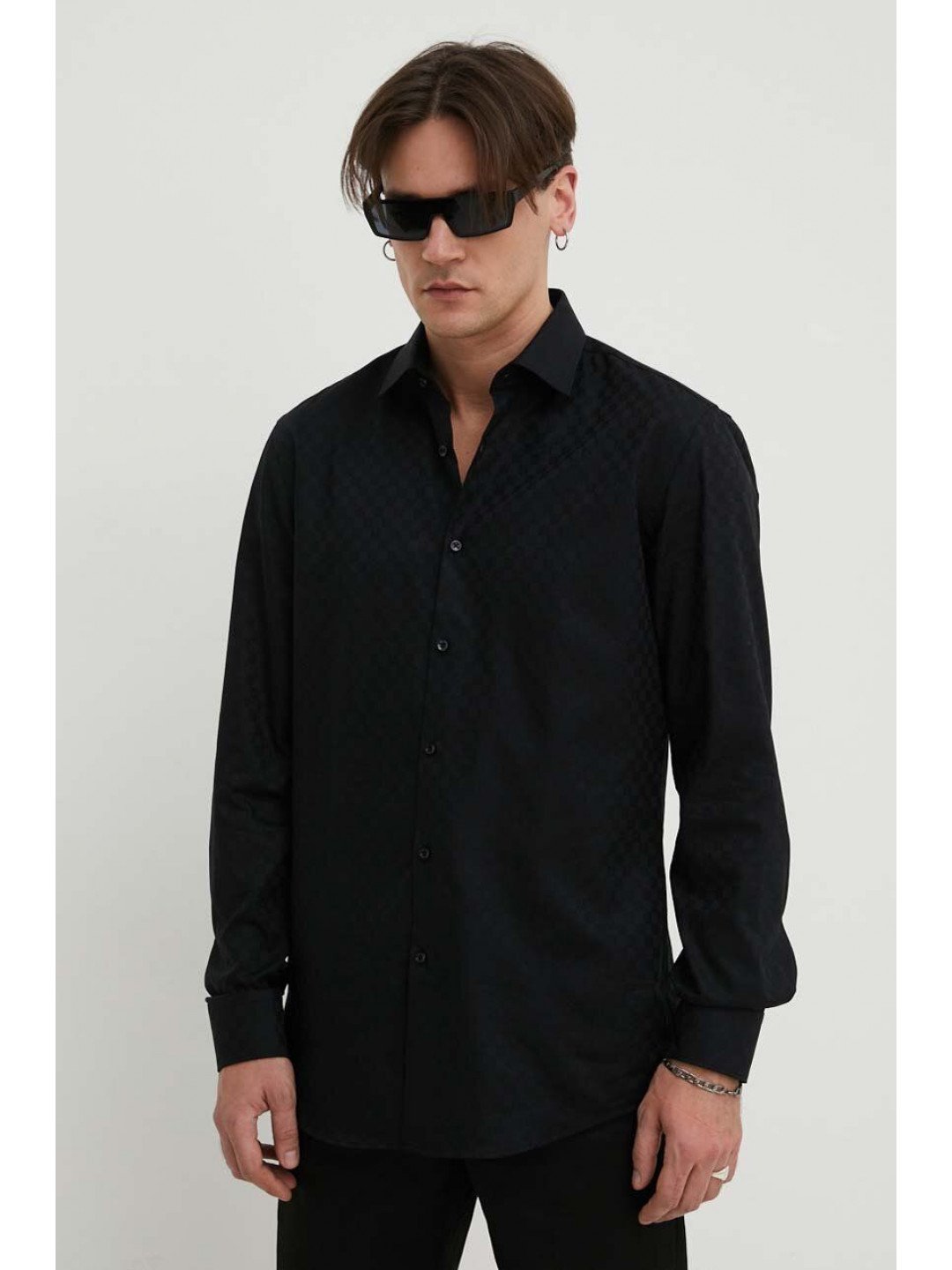 Bavlněná košile HUGO černá barva slim s klasickým límcem 50508316