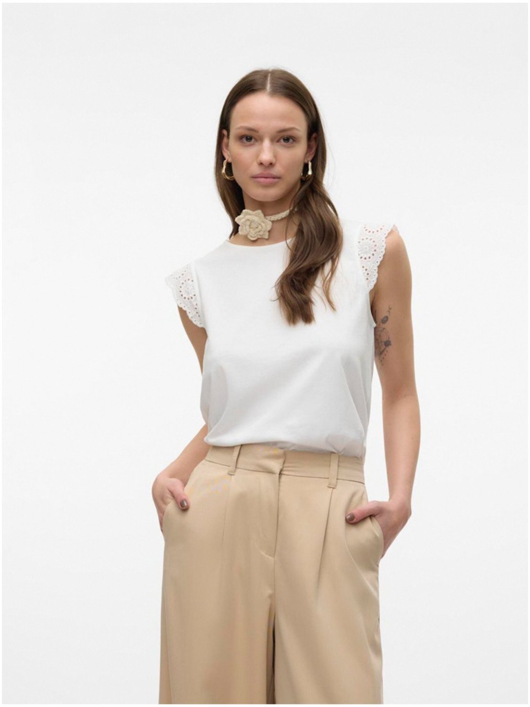 Bílé dámské tričko s krajkou Vero Moda Emily