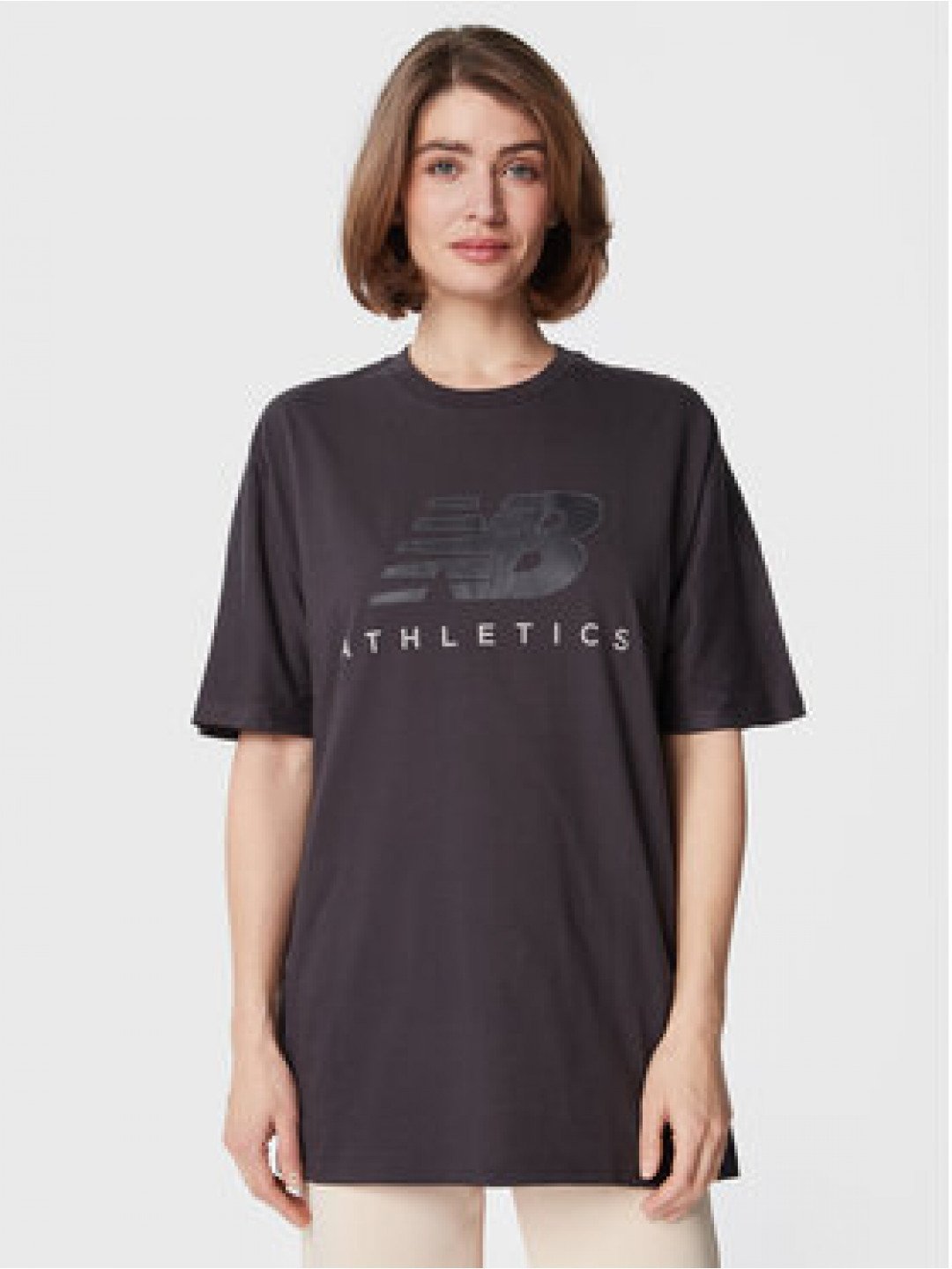 New Balance T-Shirt WT23503 Černá Oversize