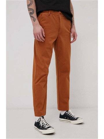 Kalhoty Levi s pánské hnědá barva ve střihu chinos