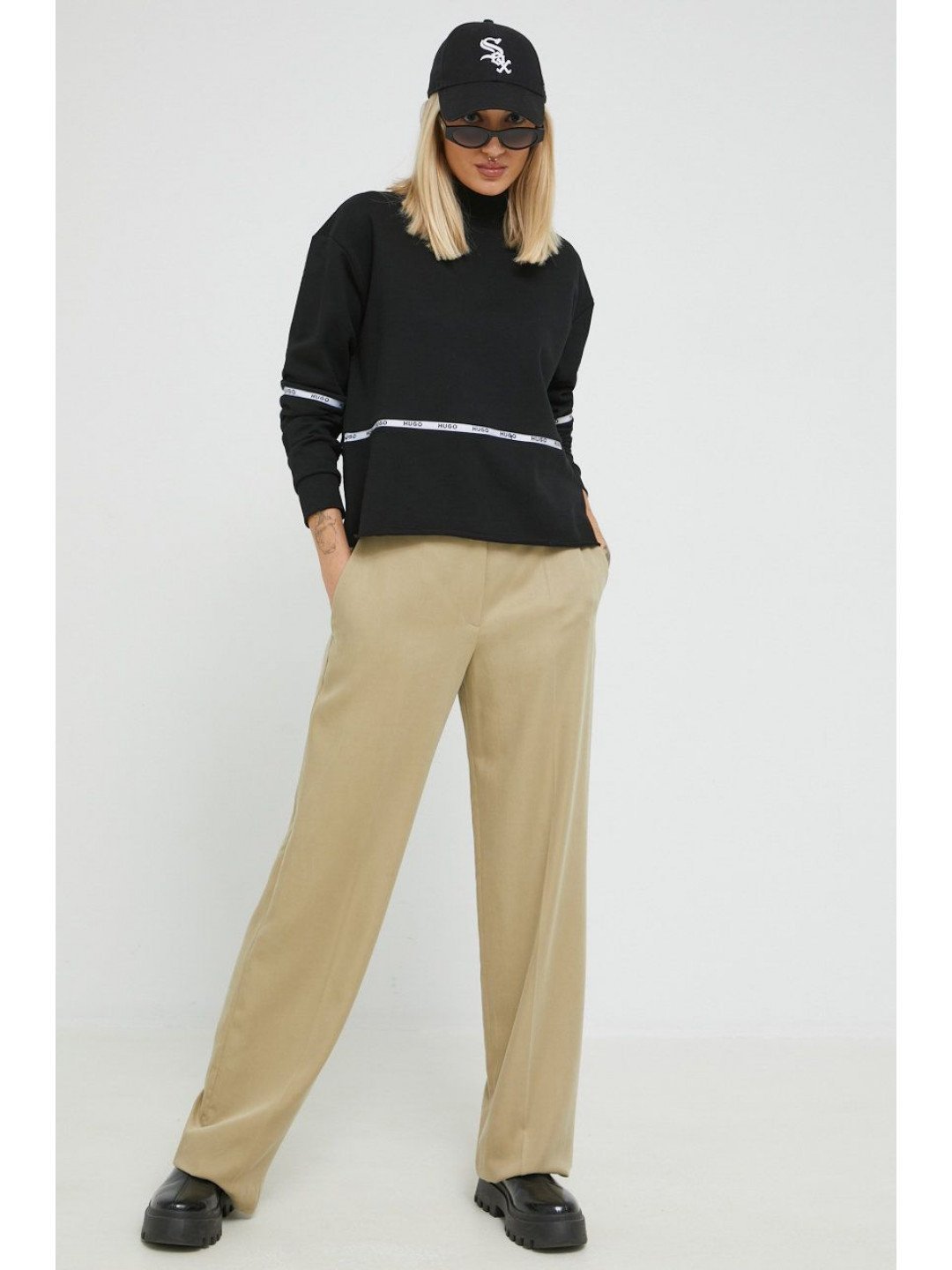 Kalhoty HUGO dámské béžová barva široké high waist