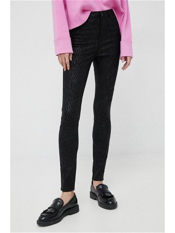 Kalhoty Vero Moda dámské černá barva přiléhavé high waist