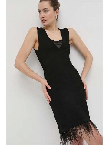 Šaty Guess černá barva mini