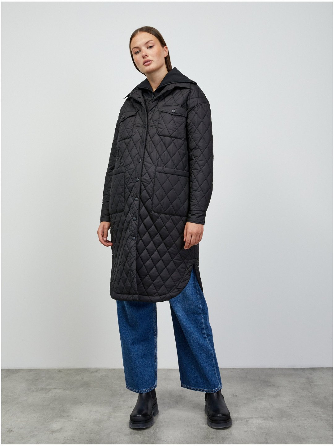 Černý dámský prošívaný lehký kabát s límcem ZOOT lab Sienna