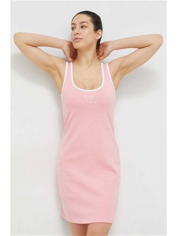 Šaty Guess růžová barva midi